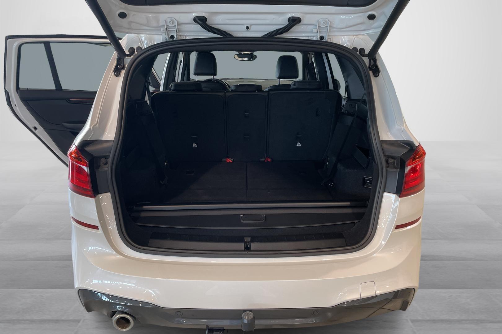 BMW 218 2022
