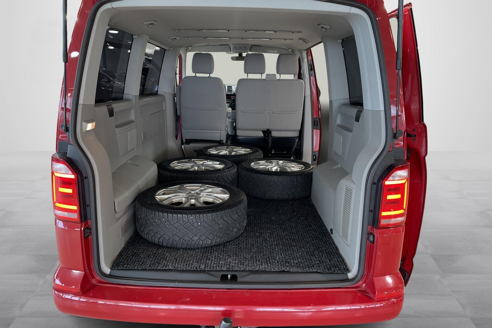 Volkswagen Caravelle 2016
