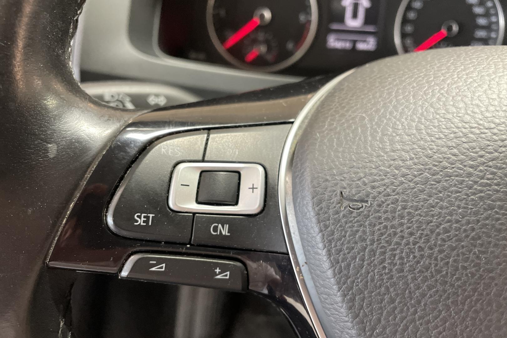 Volkswagen Caravelle 2016