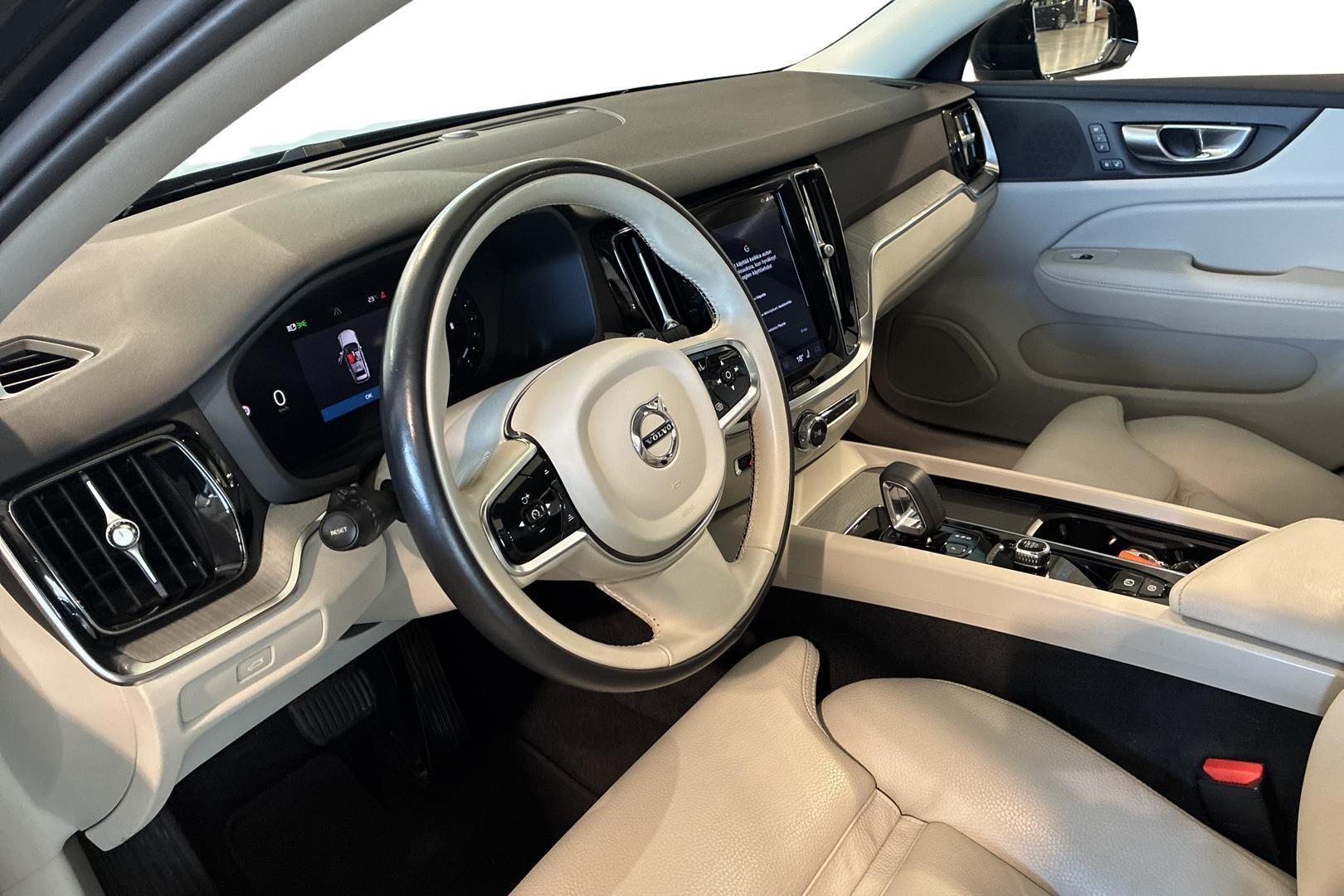 VOLVO V60 Cross Country 2023