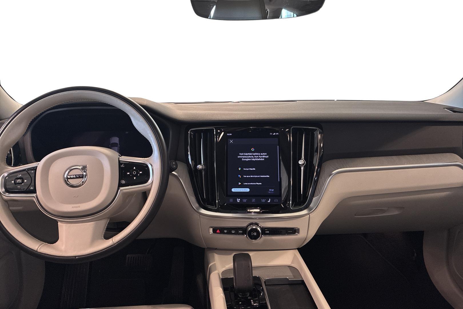 VOLVO V60 Cross Country 2023
