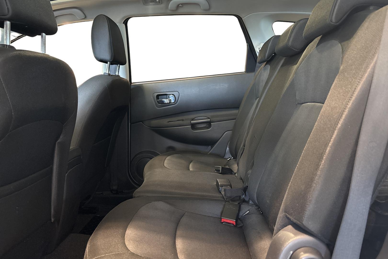 Nissan Qashqai+2 2012