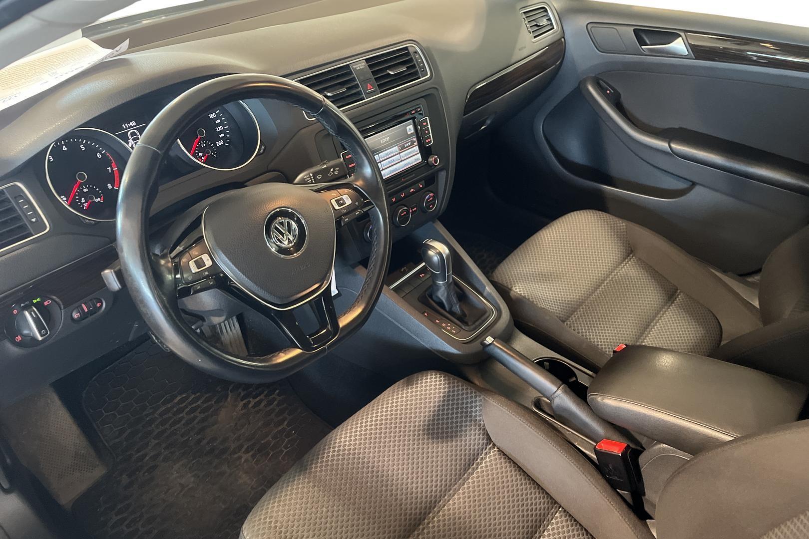 Volkswagen Jetta 2015