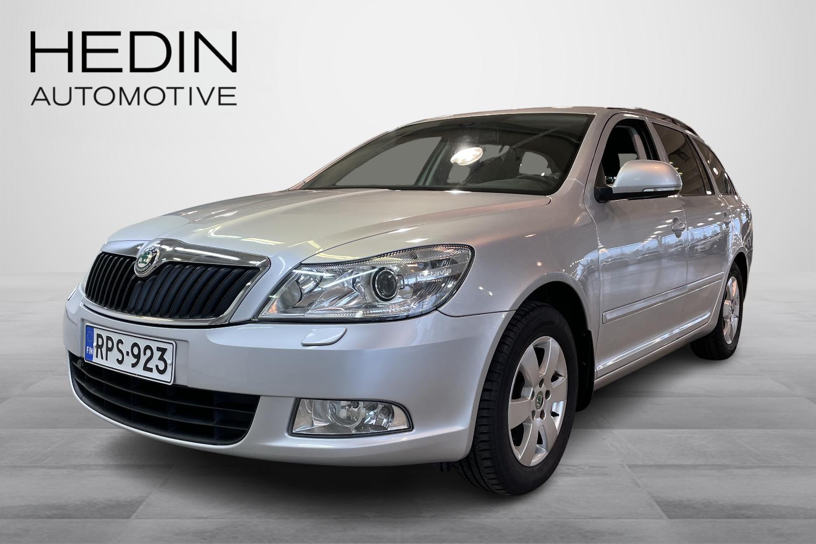 SKODA OCTAVIA 2012
