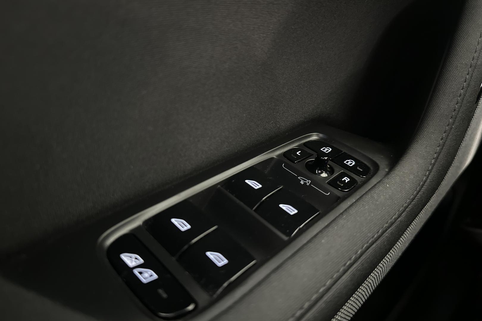 Polestar 2 2023