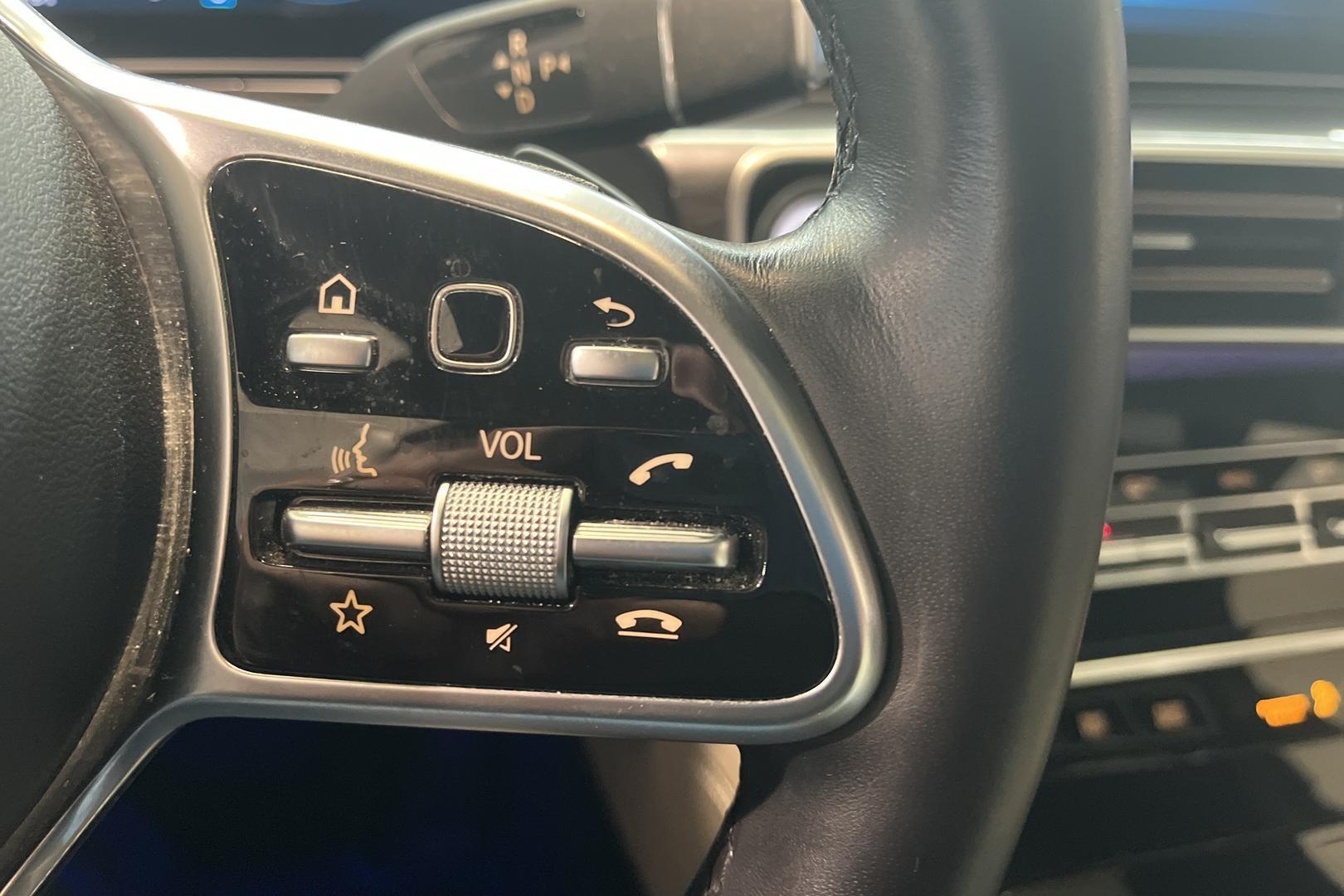 Mercedes-Benz EQC 2020