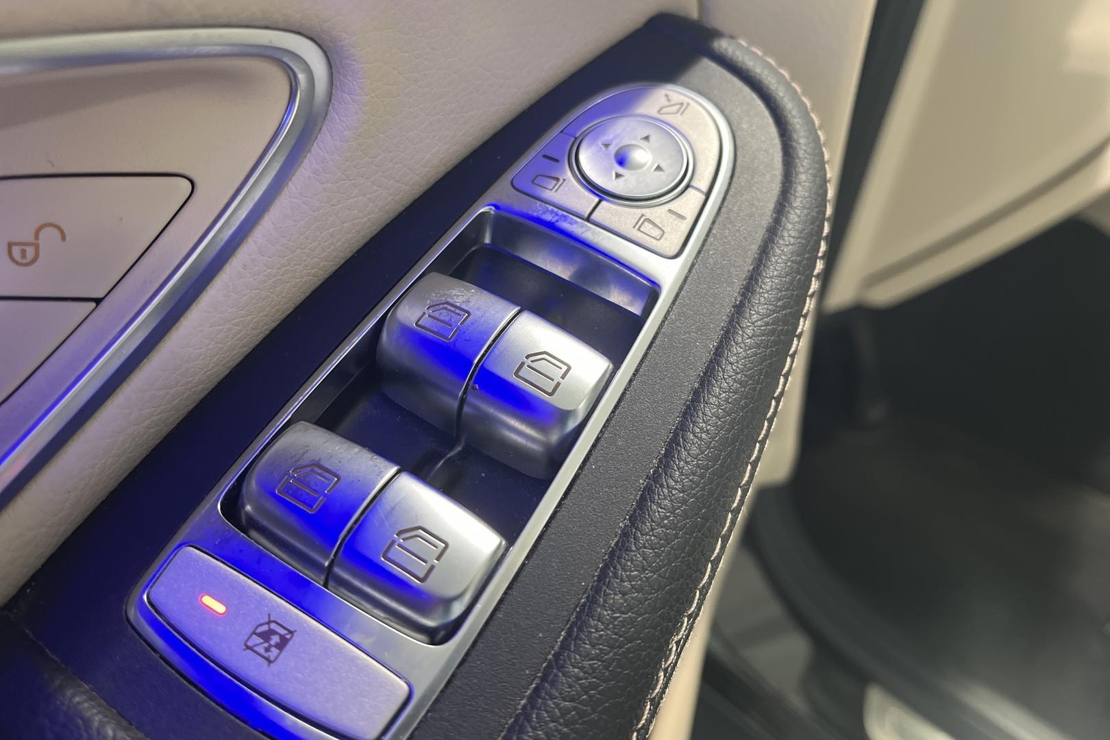 Mercedes-Benz EQC 2020