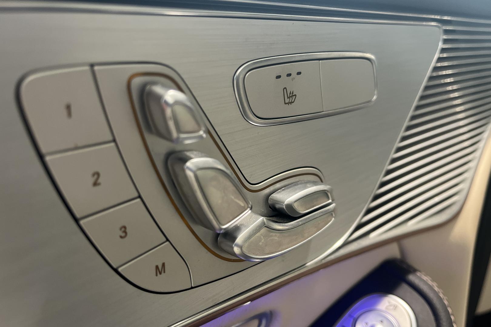 Mercedes-Benz EQC 2020