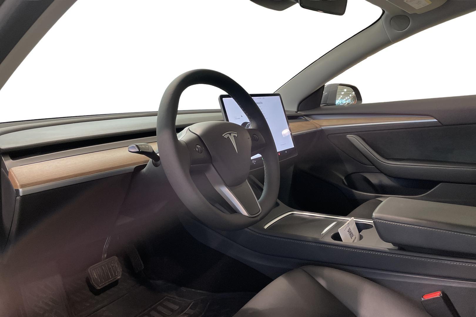 Tesla Model 3 2021