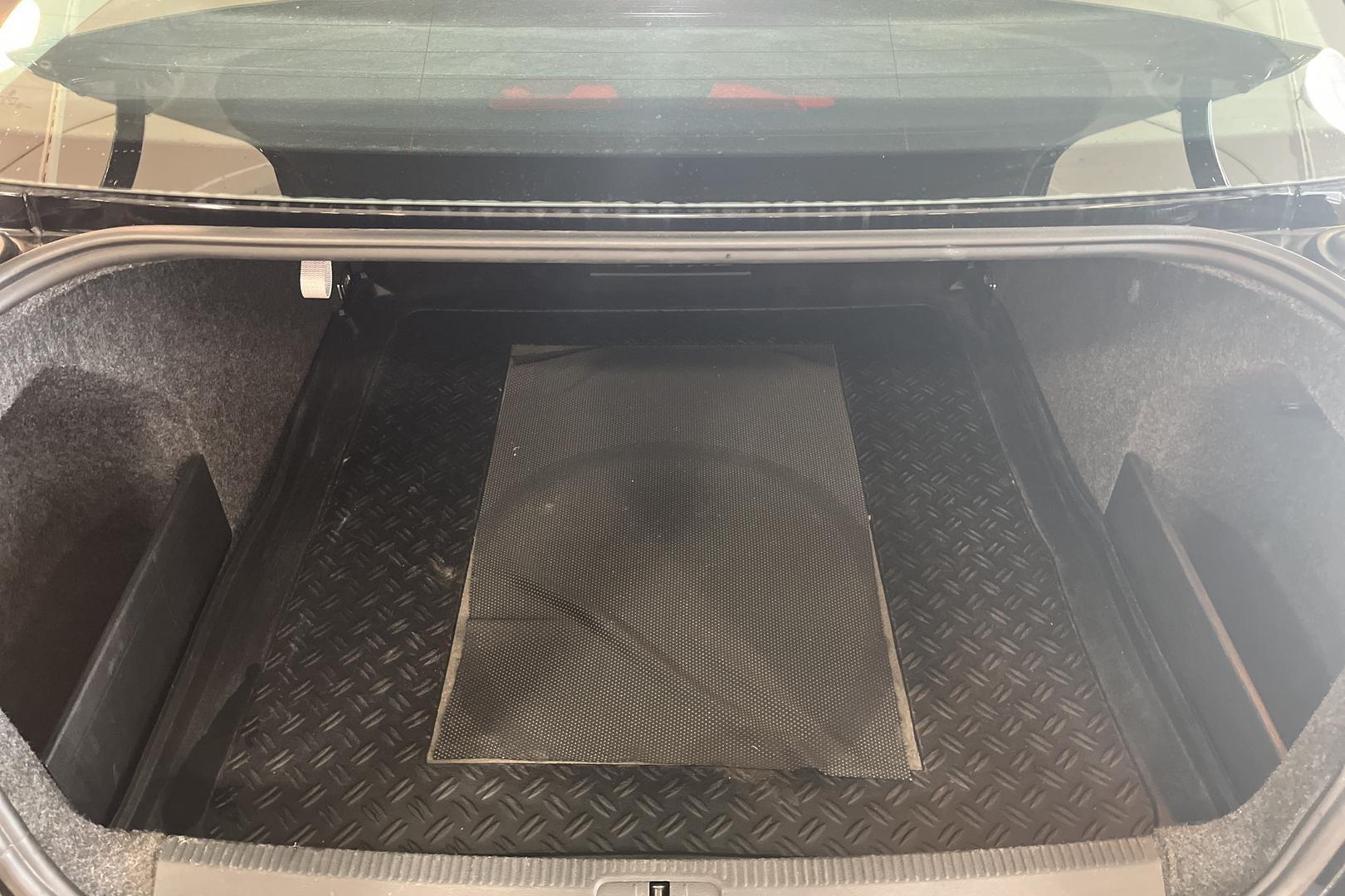 VOLKSWAGEN PASSAT 2008