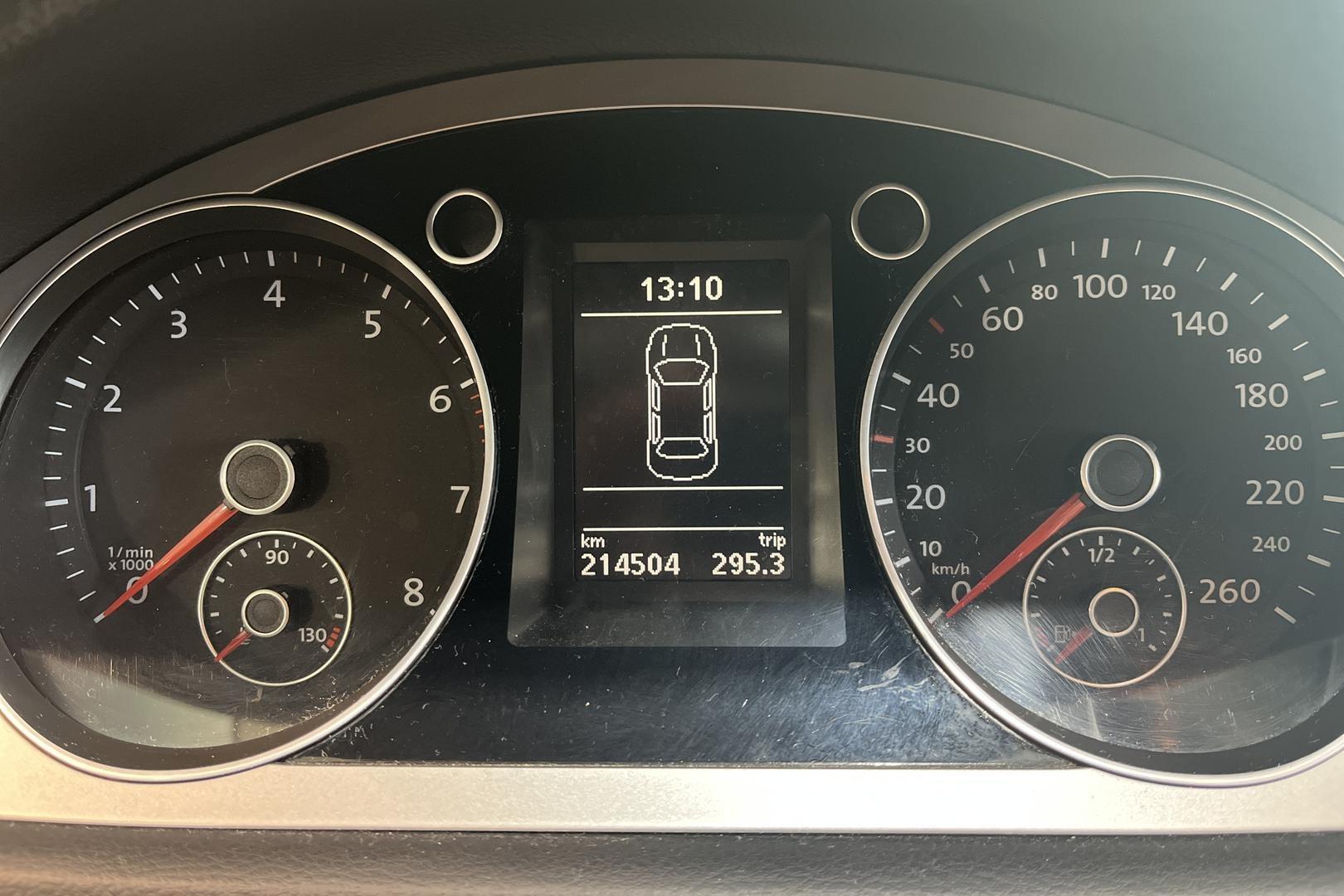 VOLKSWAGEN PASSAT 2008