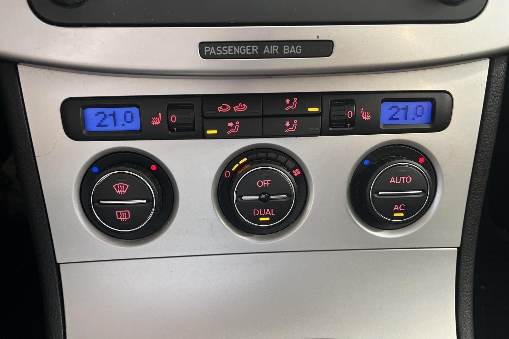 VOLKSWAGEN PASSAT 2008