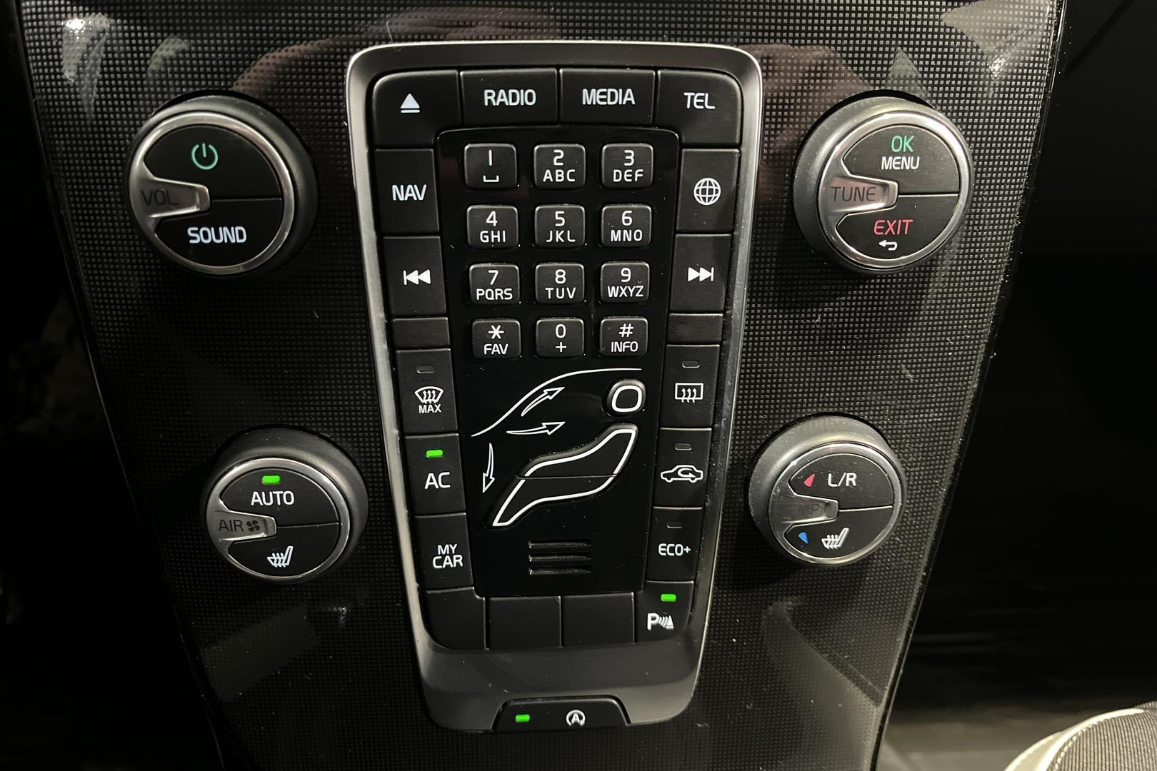 Volvo V40 2019