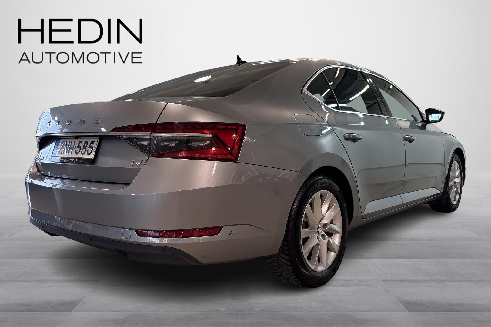 SKODA SUPERB 2020