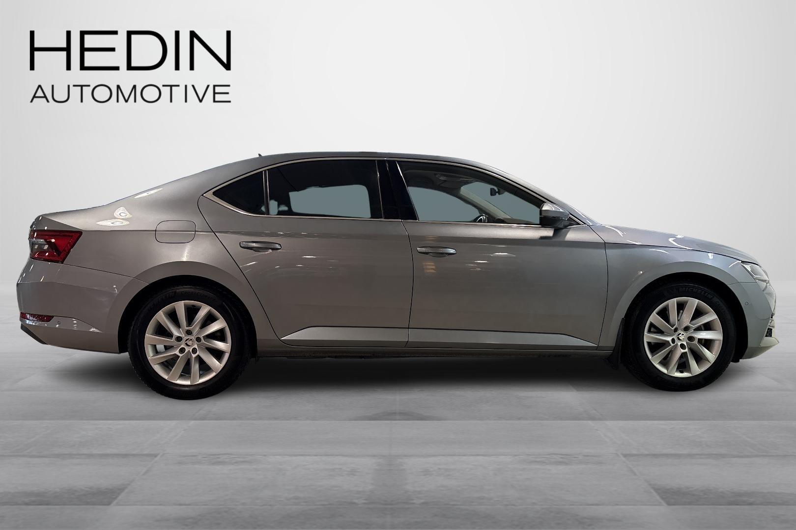SKODA SUPERB 2020
