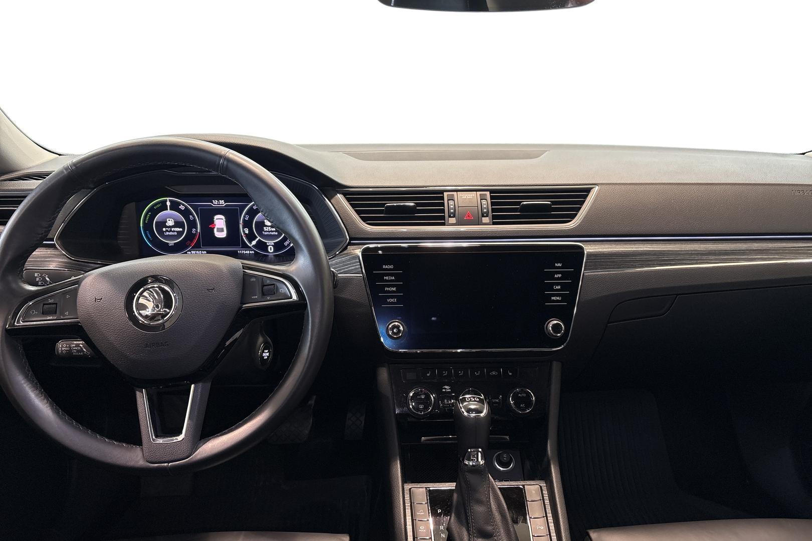 SKODA SUPERB 2020