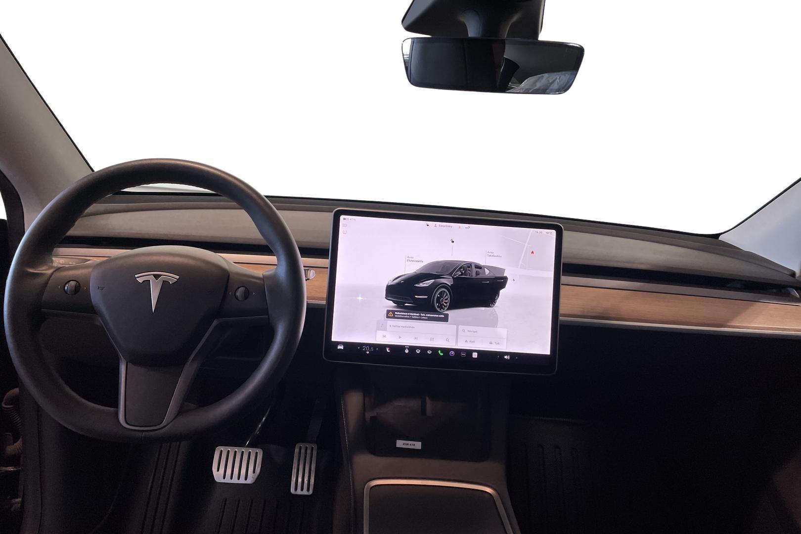 Tesla Model Y 2022
