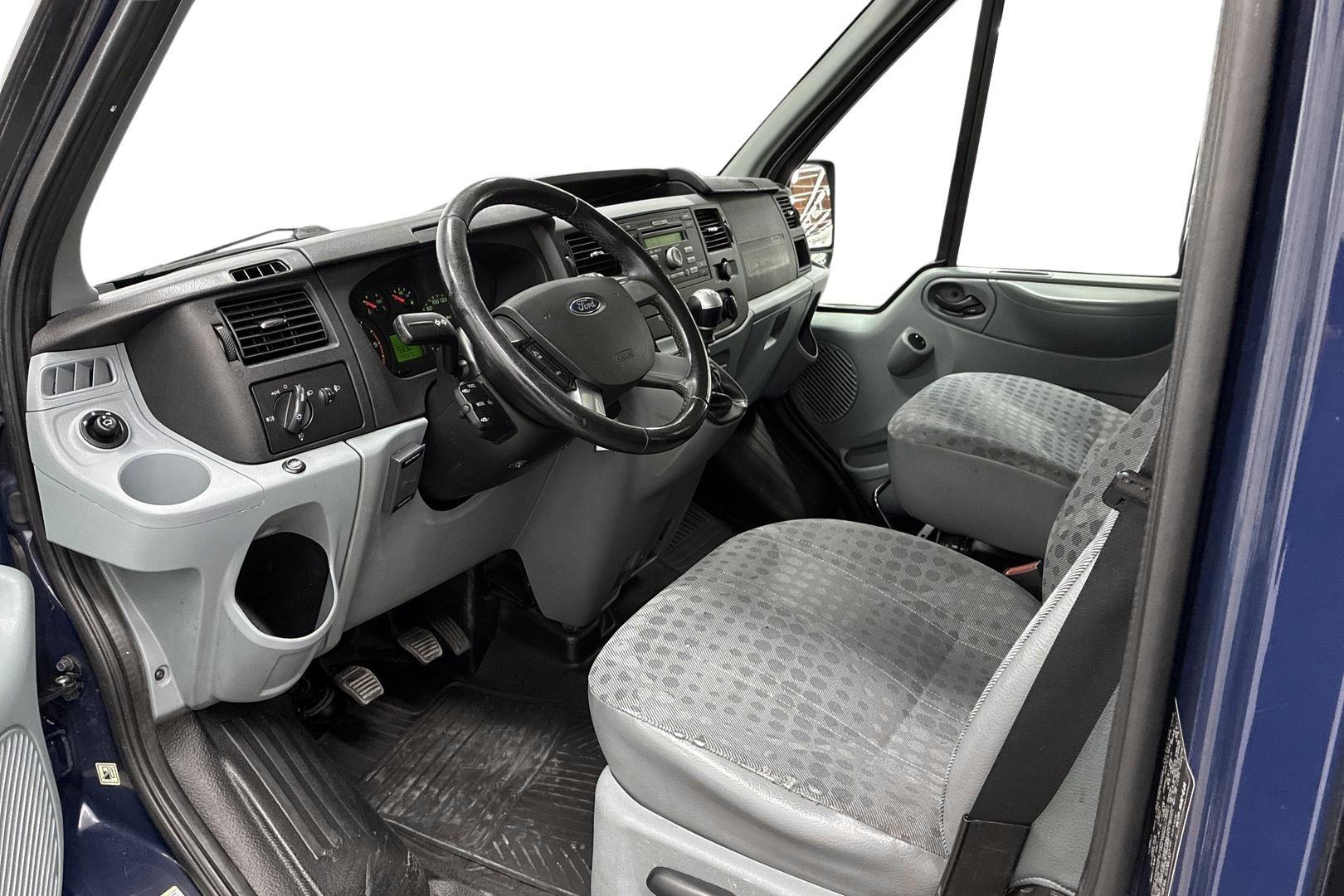 Ford Transit 2010