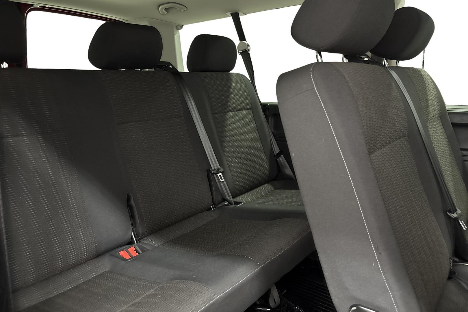 VOLKSWAGEN Caravelle 13