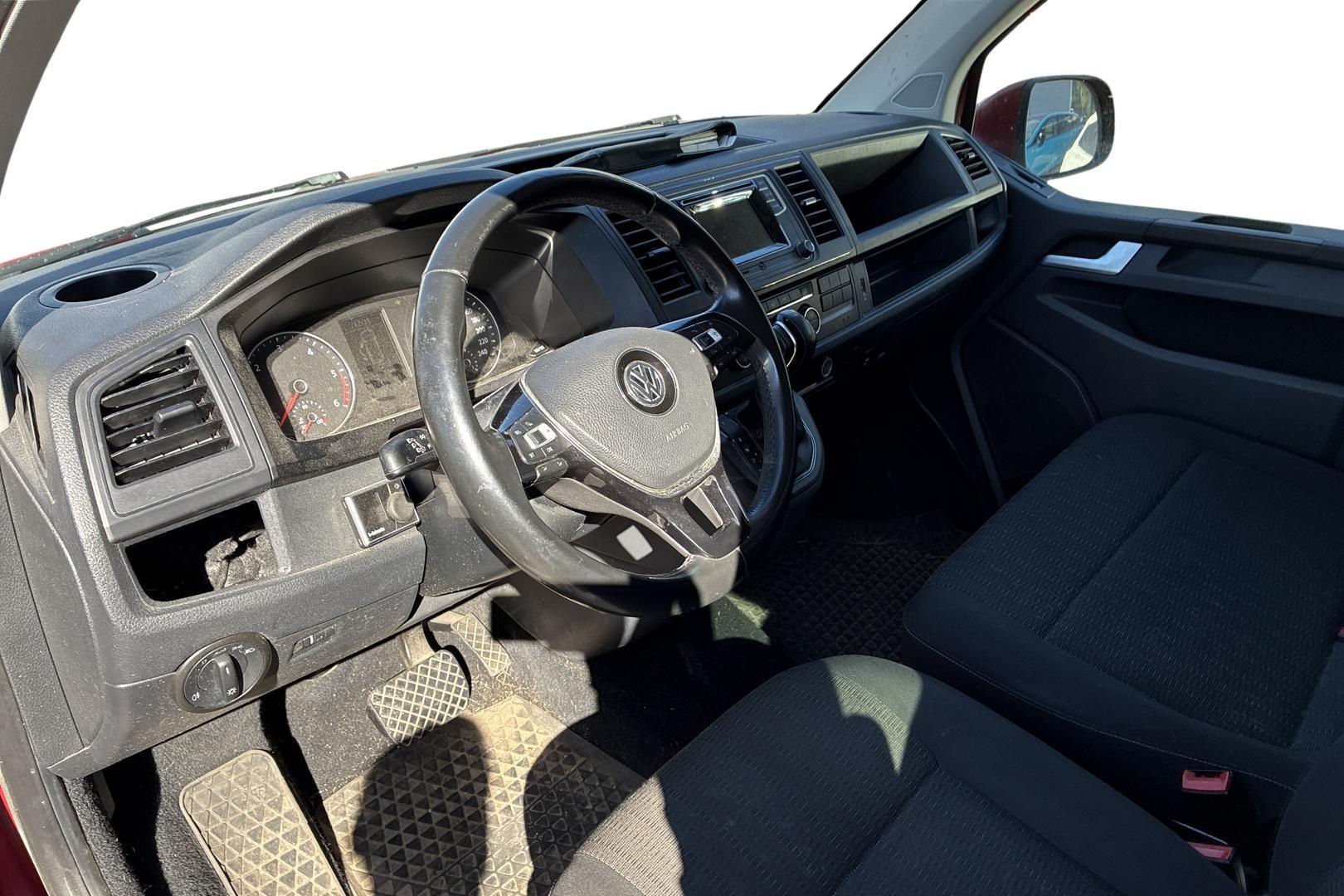 Volkswagen Caravelle 2016