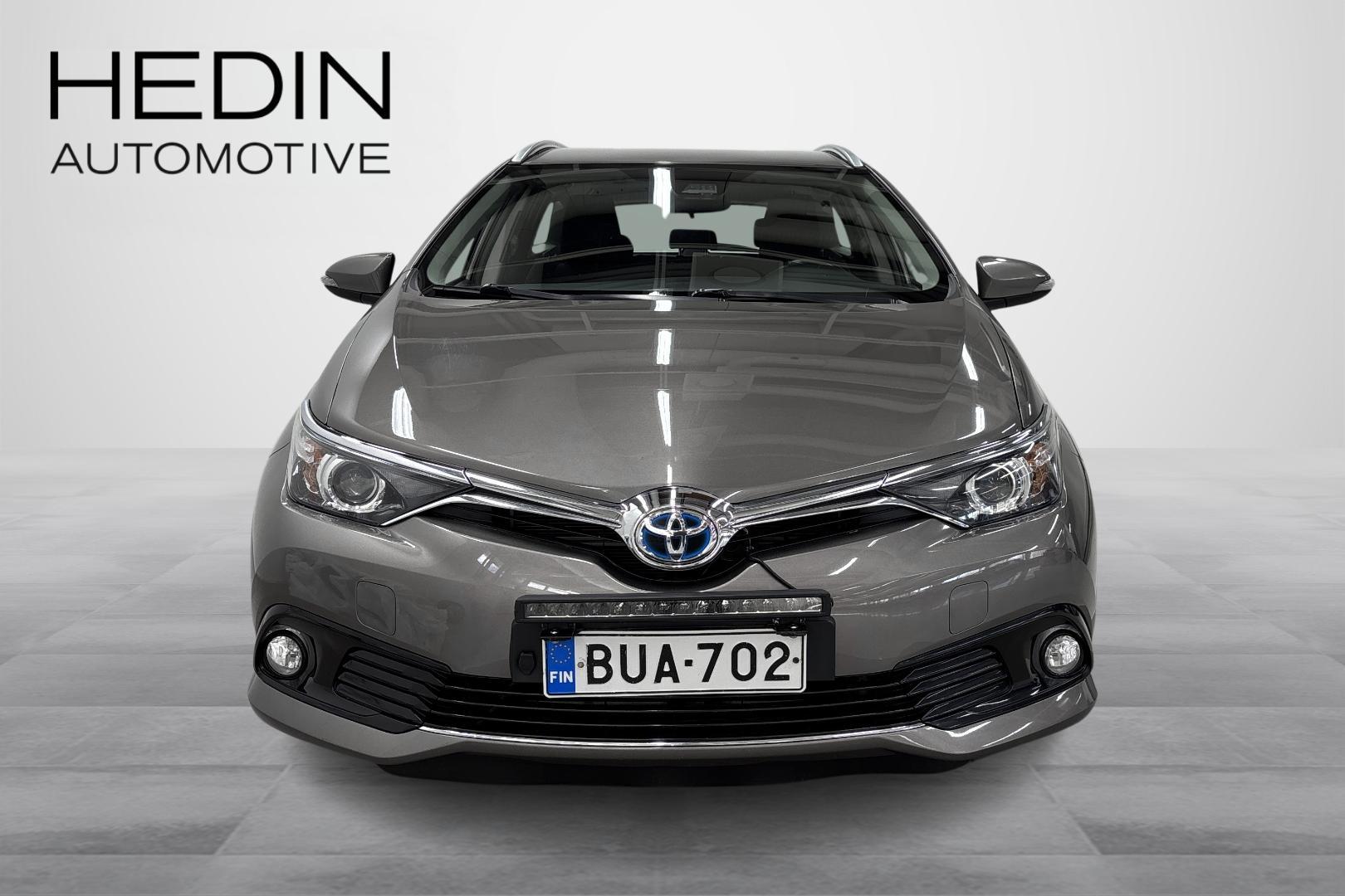 TOYOTA AURIS 2017