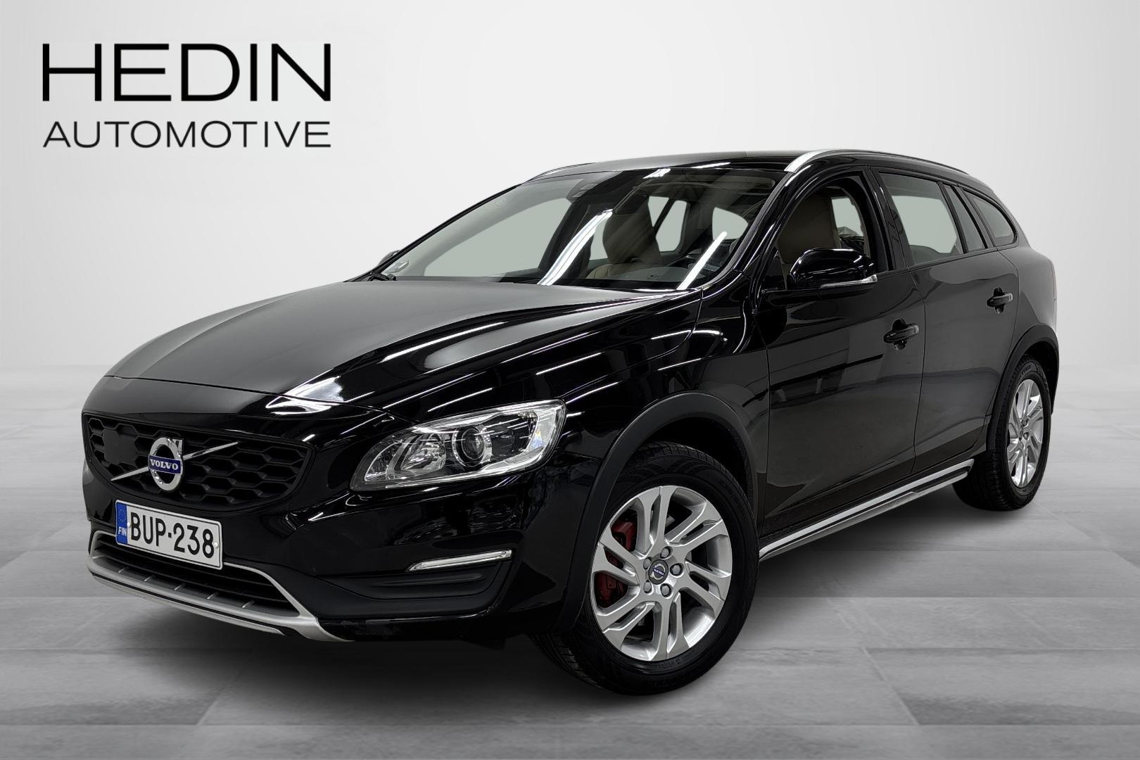 VOLVO V60 Cross Country 2017