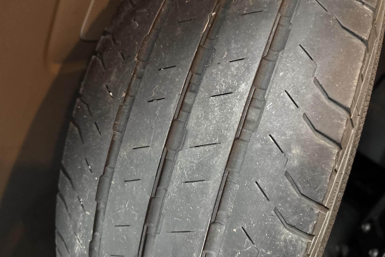 VOLKSWAGEN CARAVELLE 2013