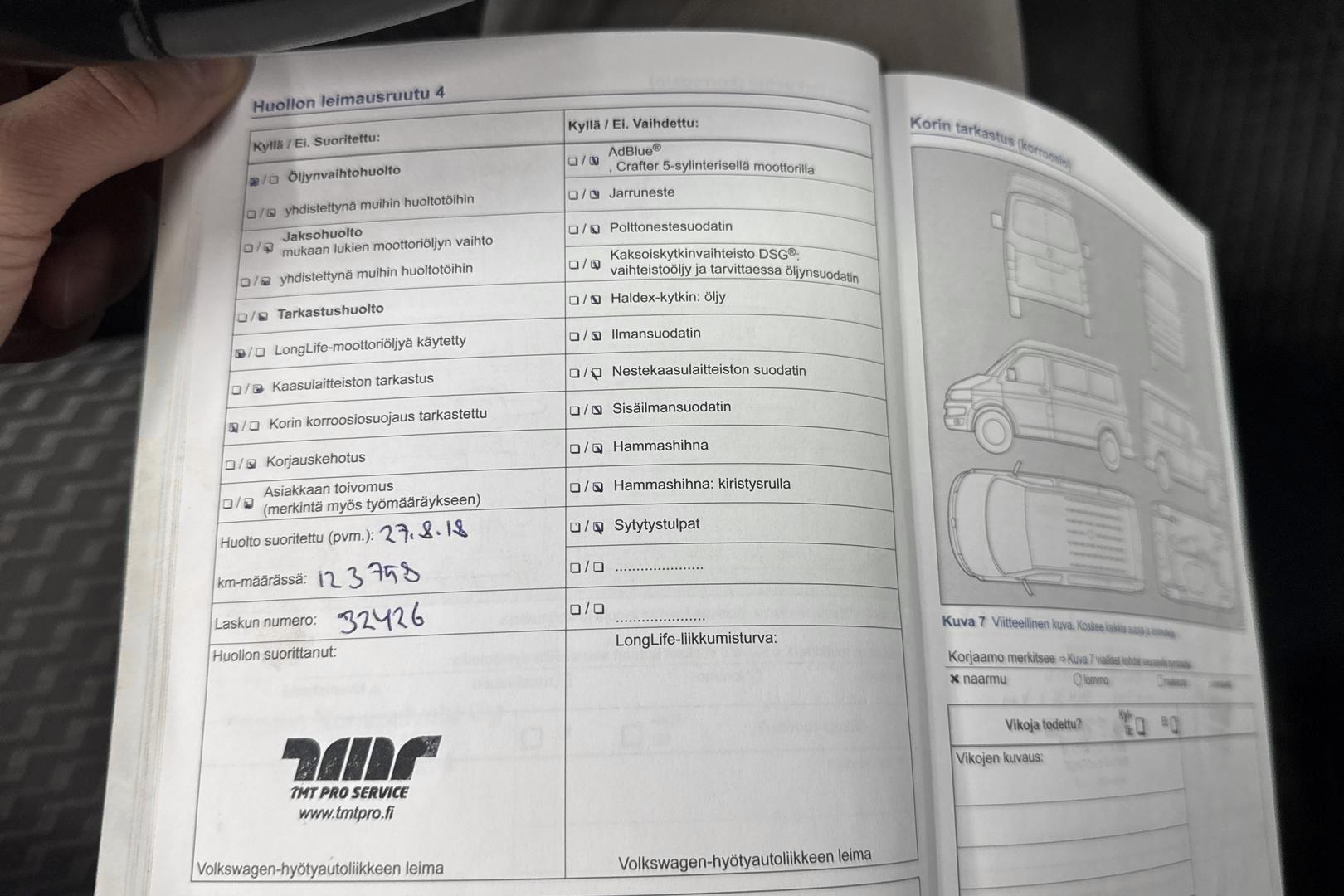 VOLKSWAGEN CARAVELLE 2013