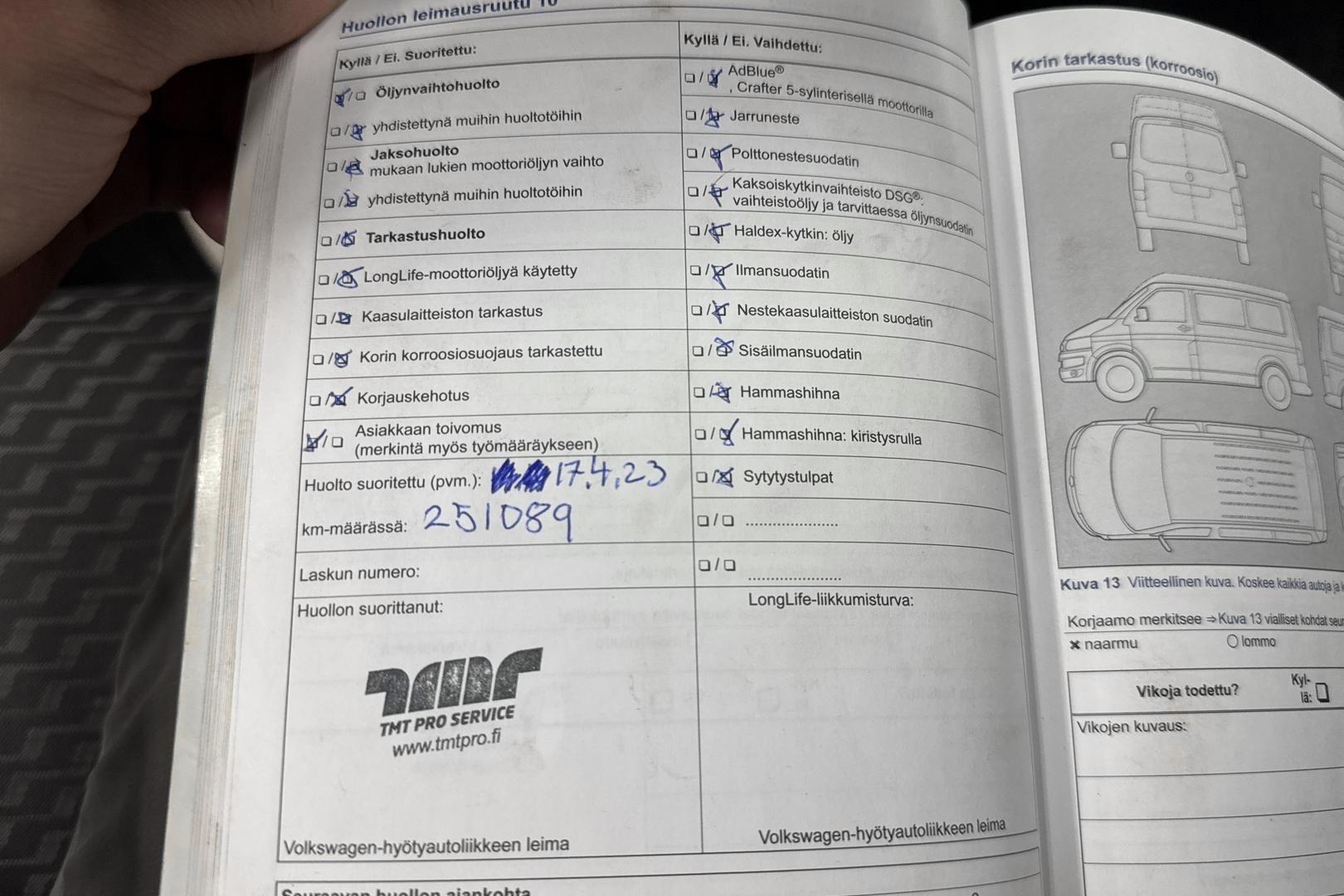 VOLKSWAGEN CARAVELLE 2013