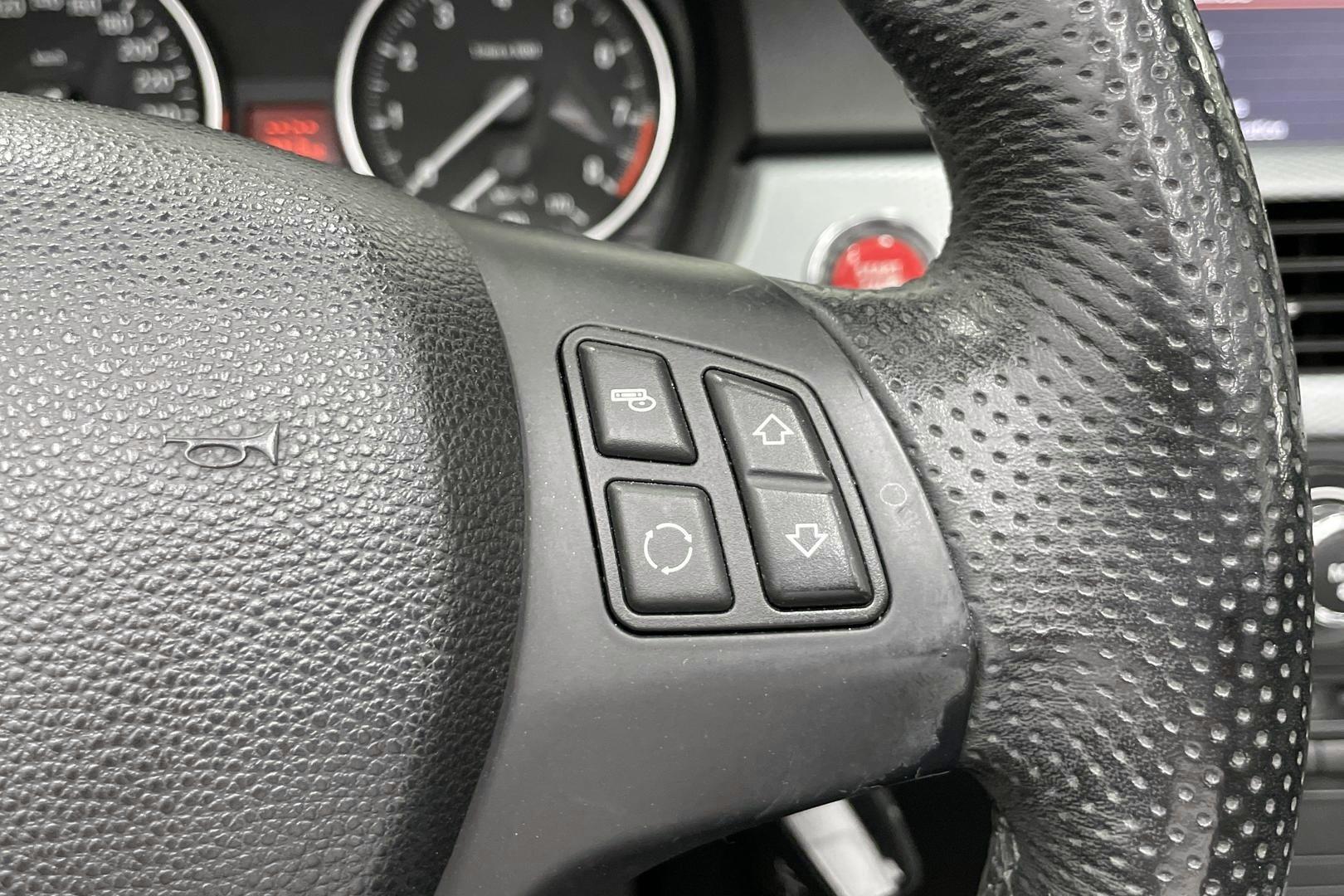 BMW 325 2008