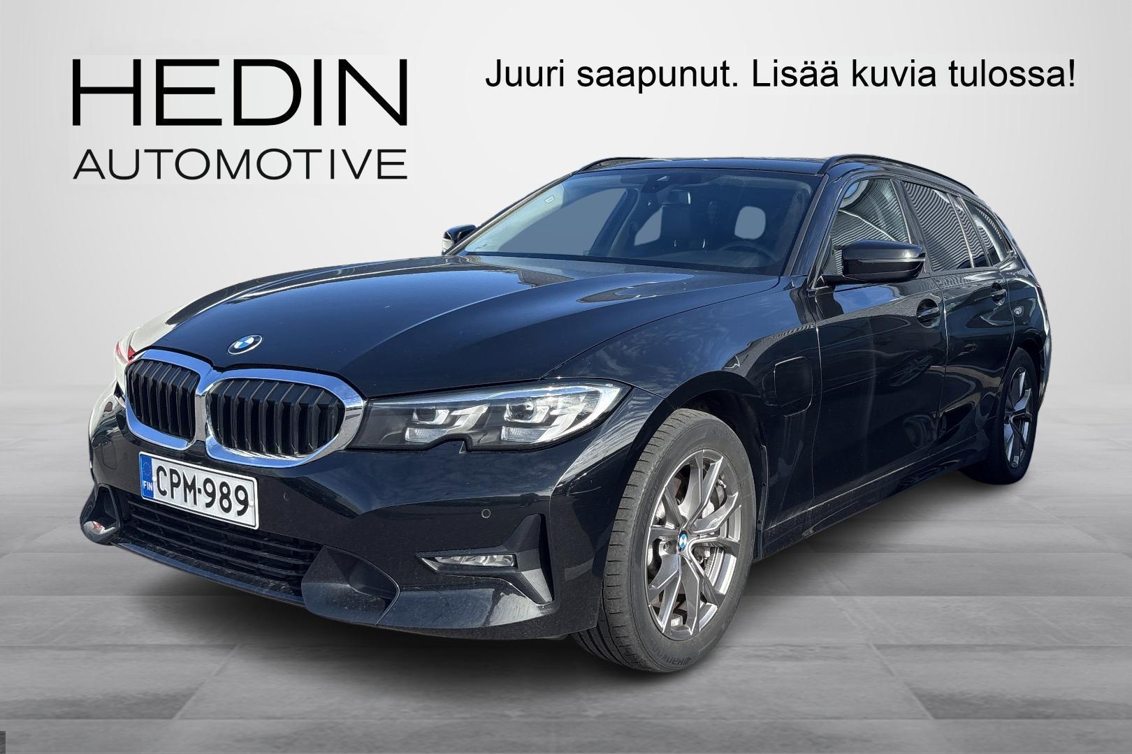 BMW 330 2021
