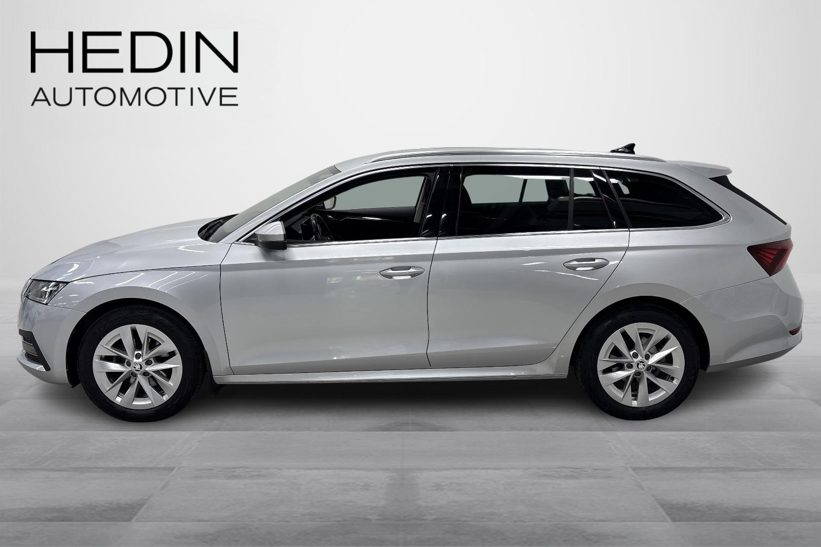 SKODA OCTAVIA 2023