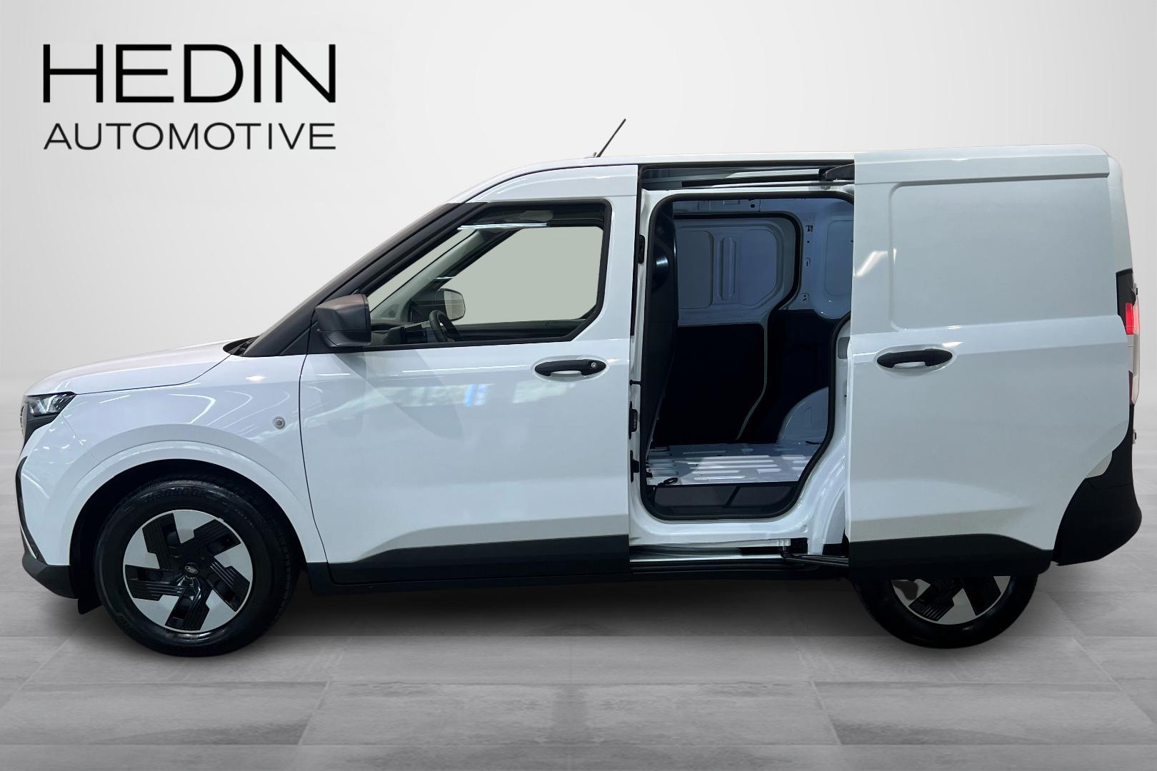 Ford Transit Courier 2025