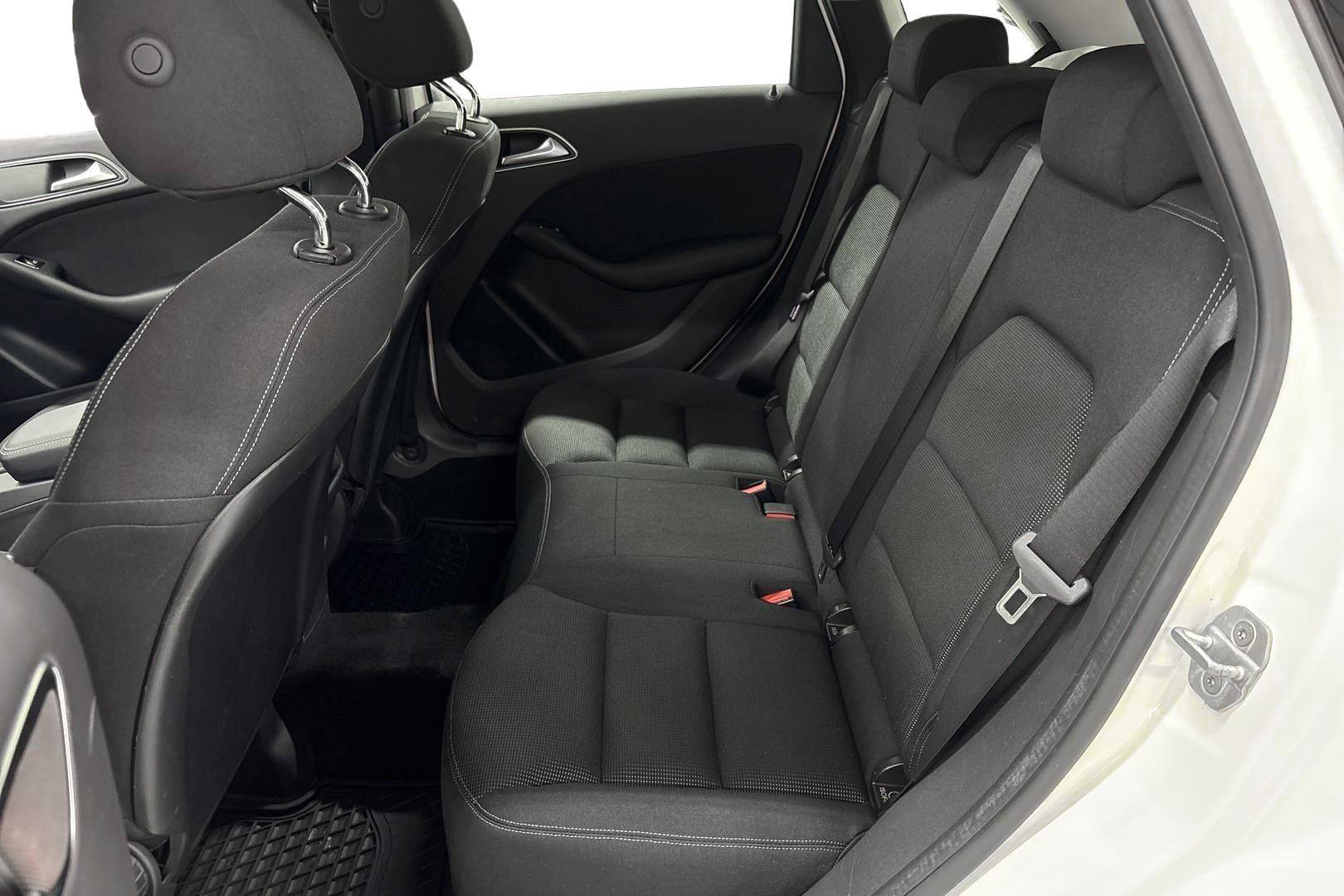 MERCEDES-BENZ B 2014