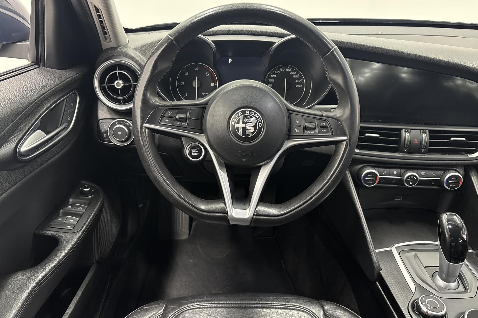 Alfa Romeo Giulia 2016