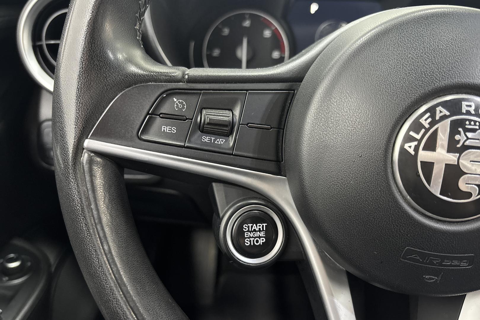 Alfa Romeo Giulia 2016