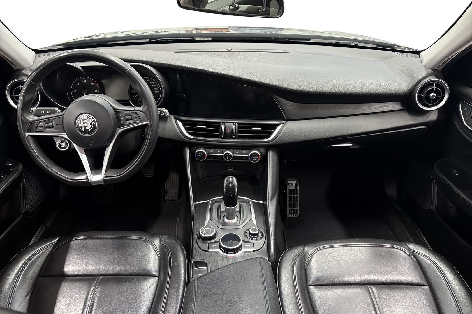 Alfa Romeo Giulia 2016