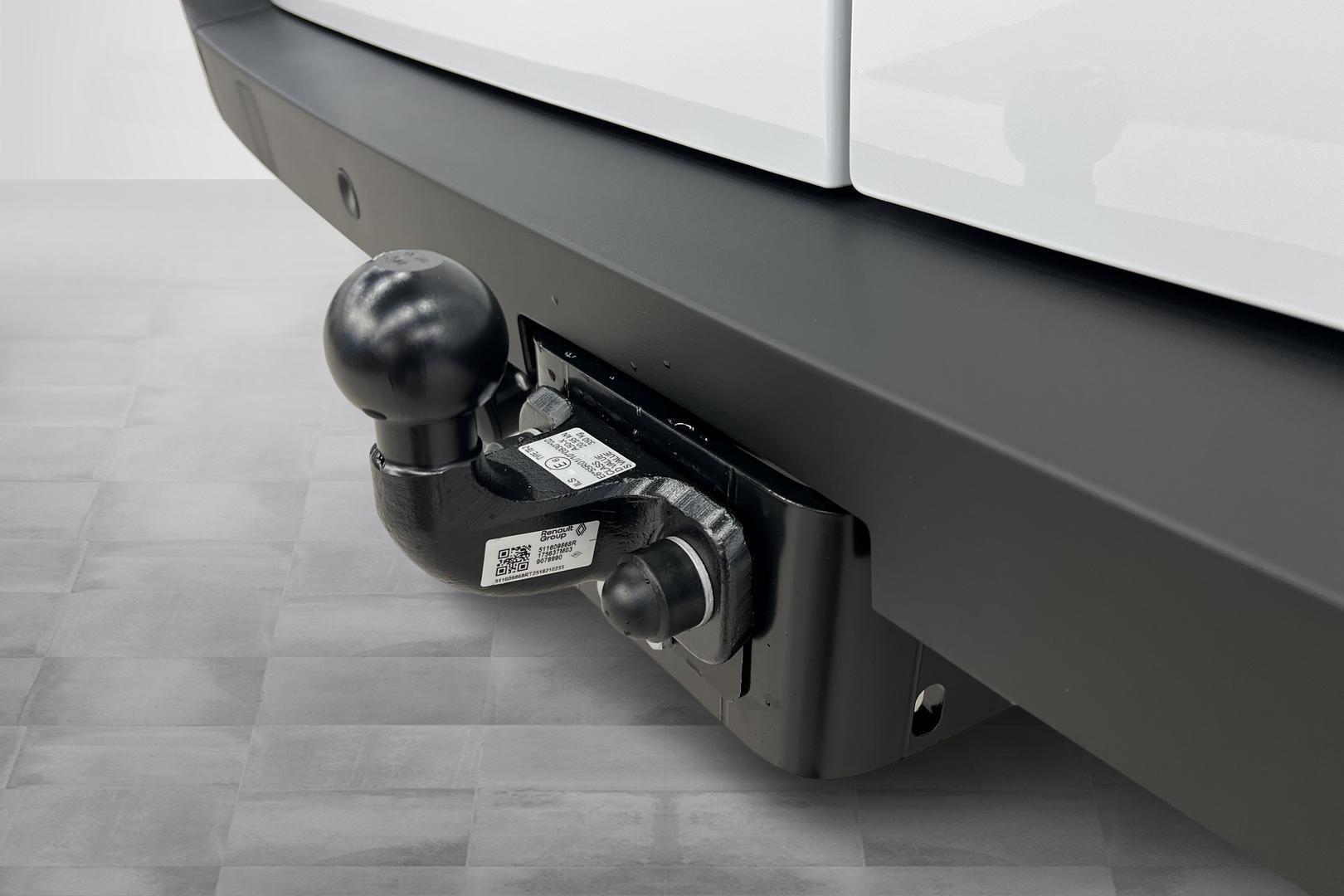 Nissan Interstar 2025