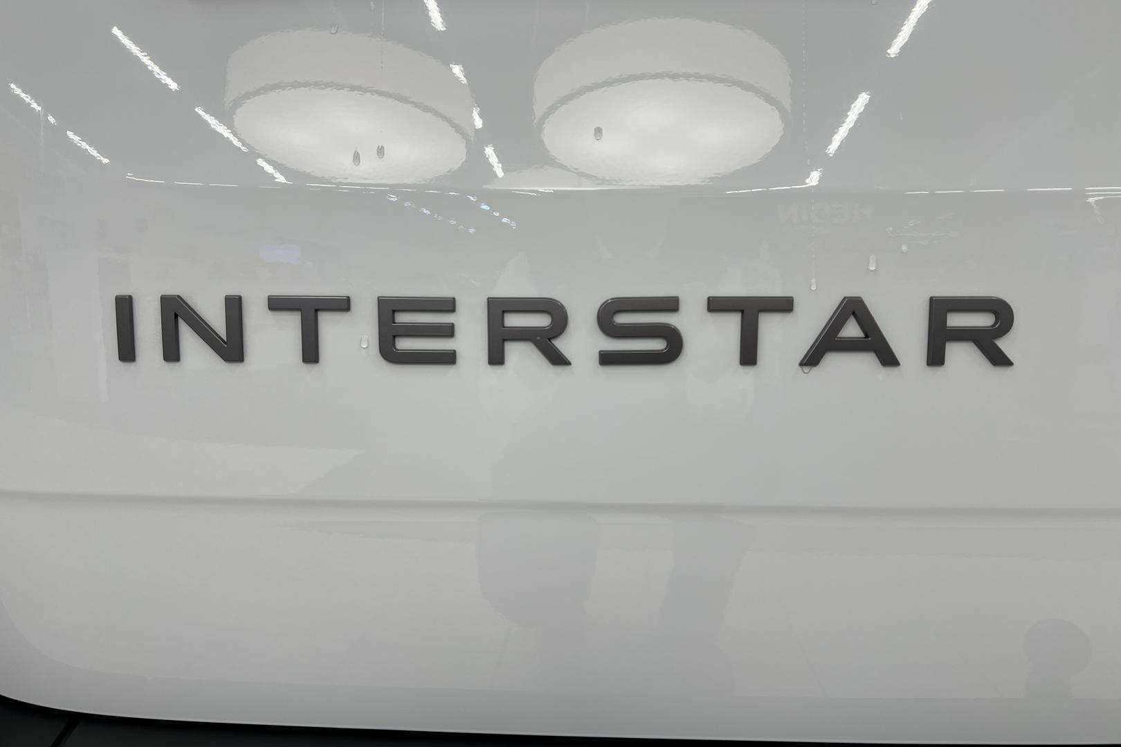 Nissan Interstar 2025