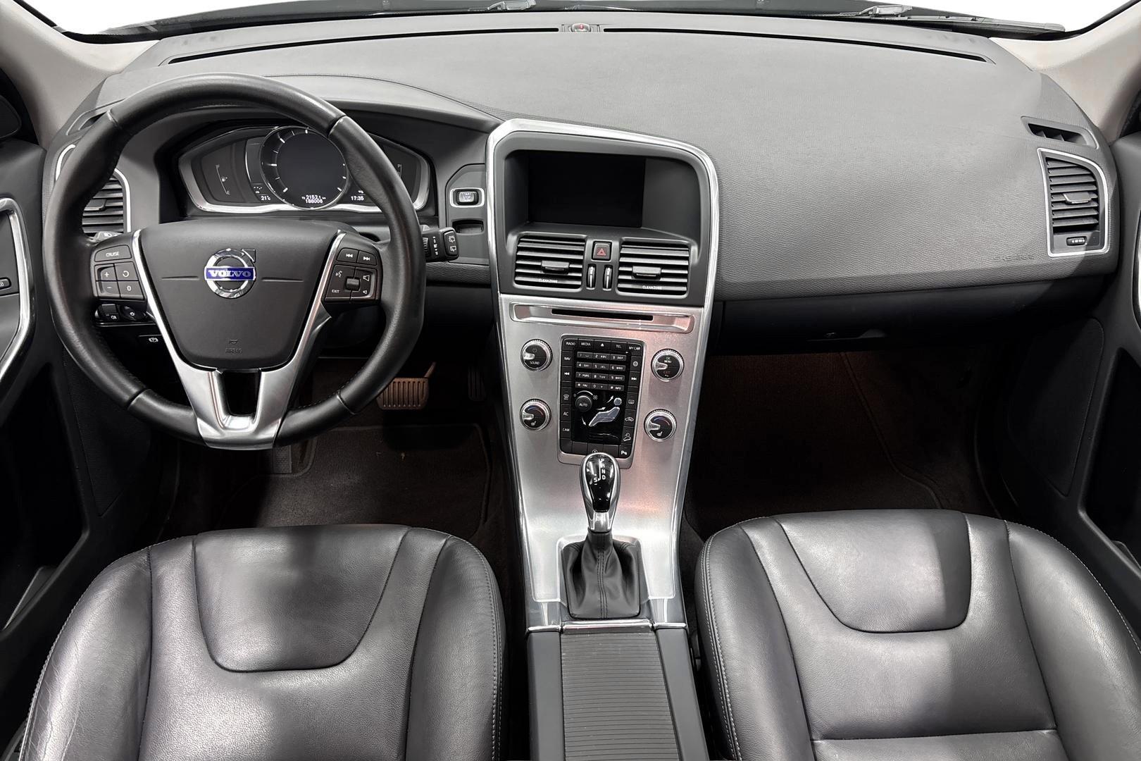 VOLVO XC60 2016