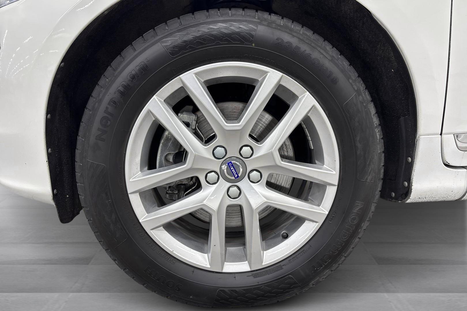 VOLVO XC60 2016