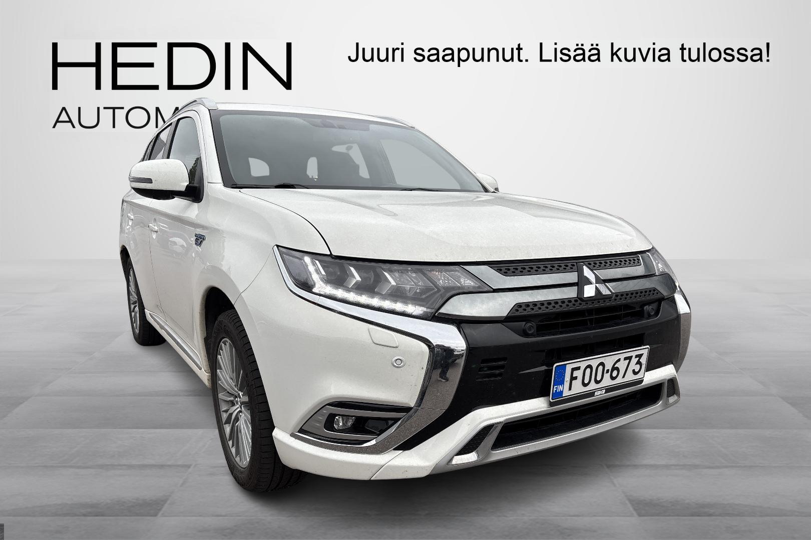 MITSUBISHI Outlander PHEV 5