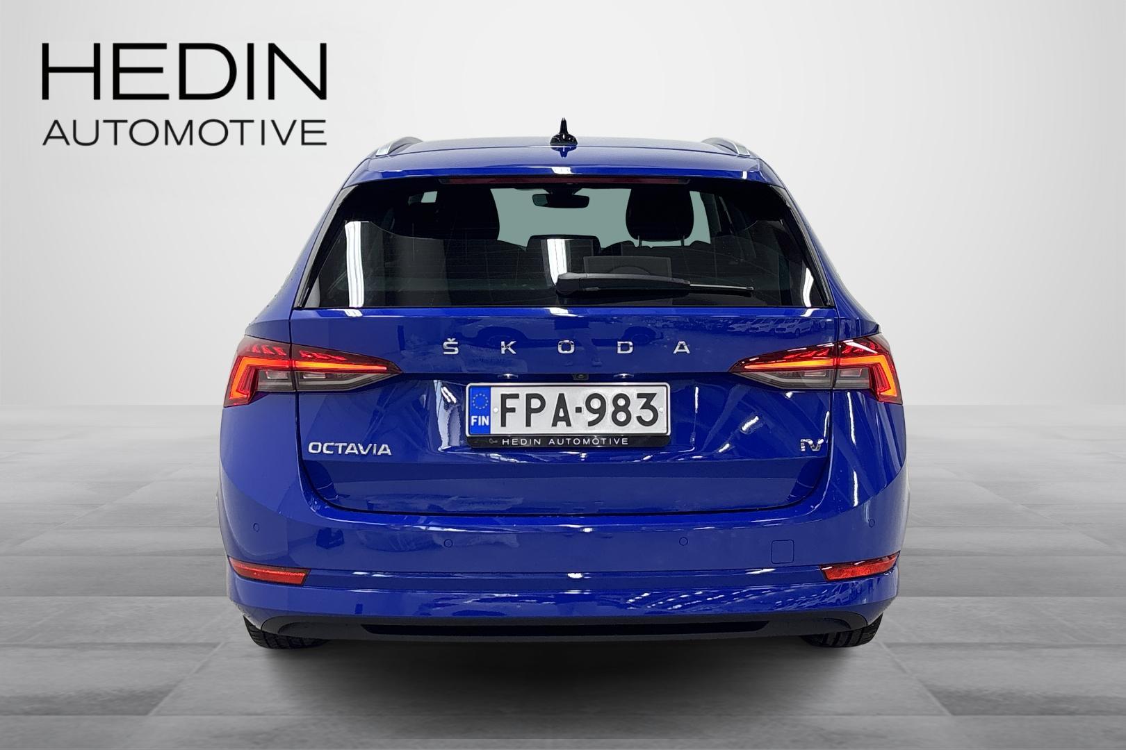 SKODA OCTAVIA 2022