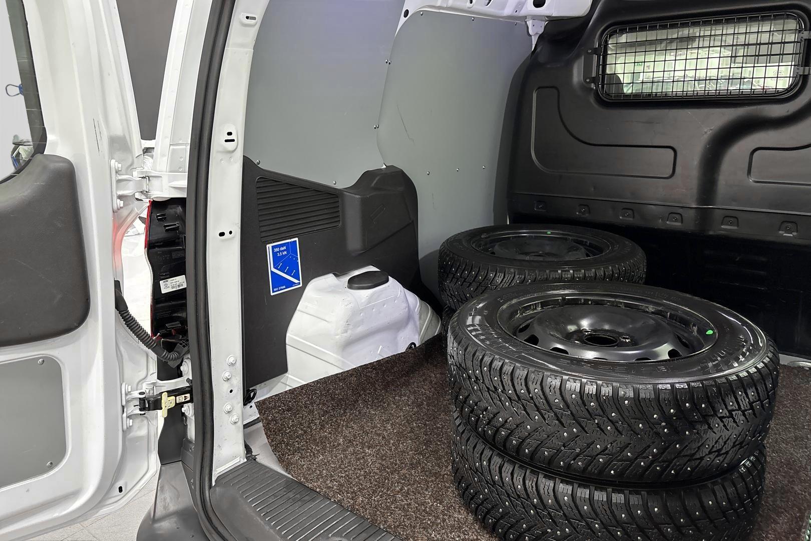 Ford Transit Courier 2023