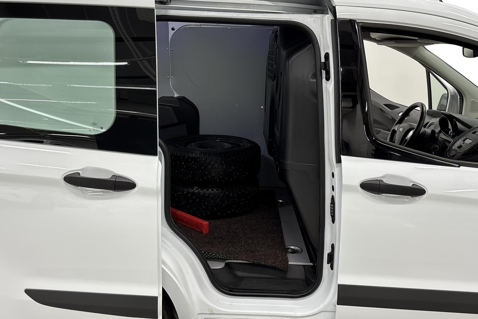 Ford Transit Courier 2023