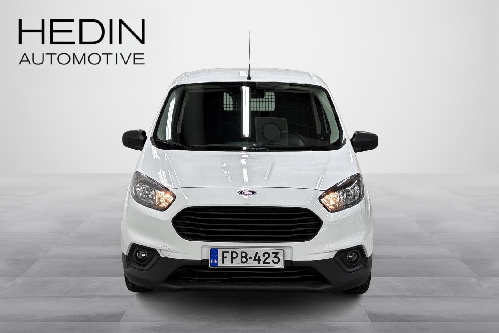 Ford Transit Courier 2023