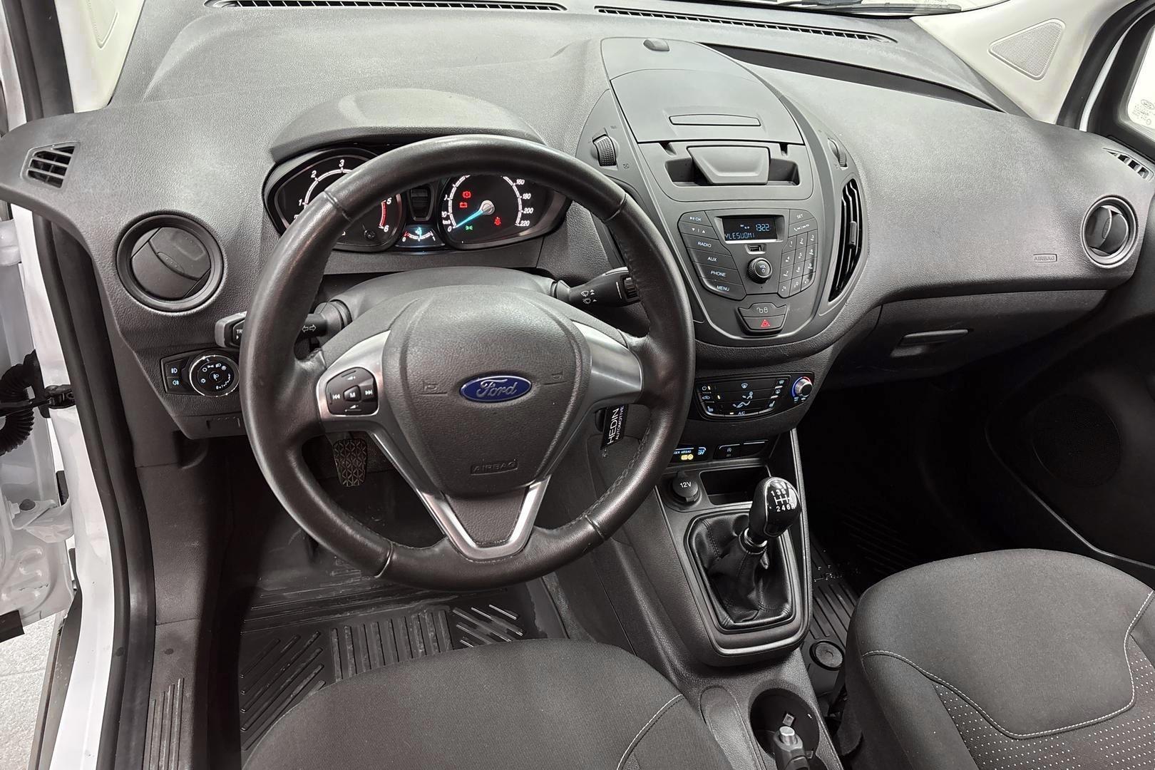 Ford Transit Courier 2023