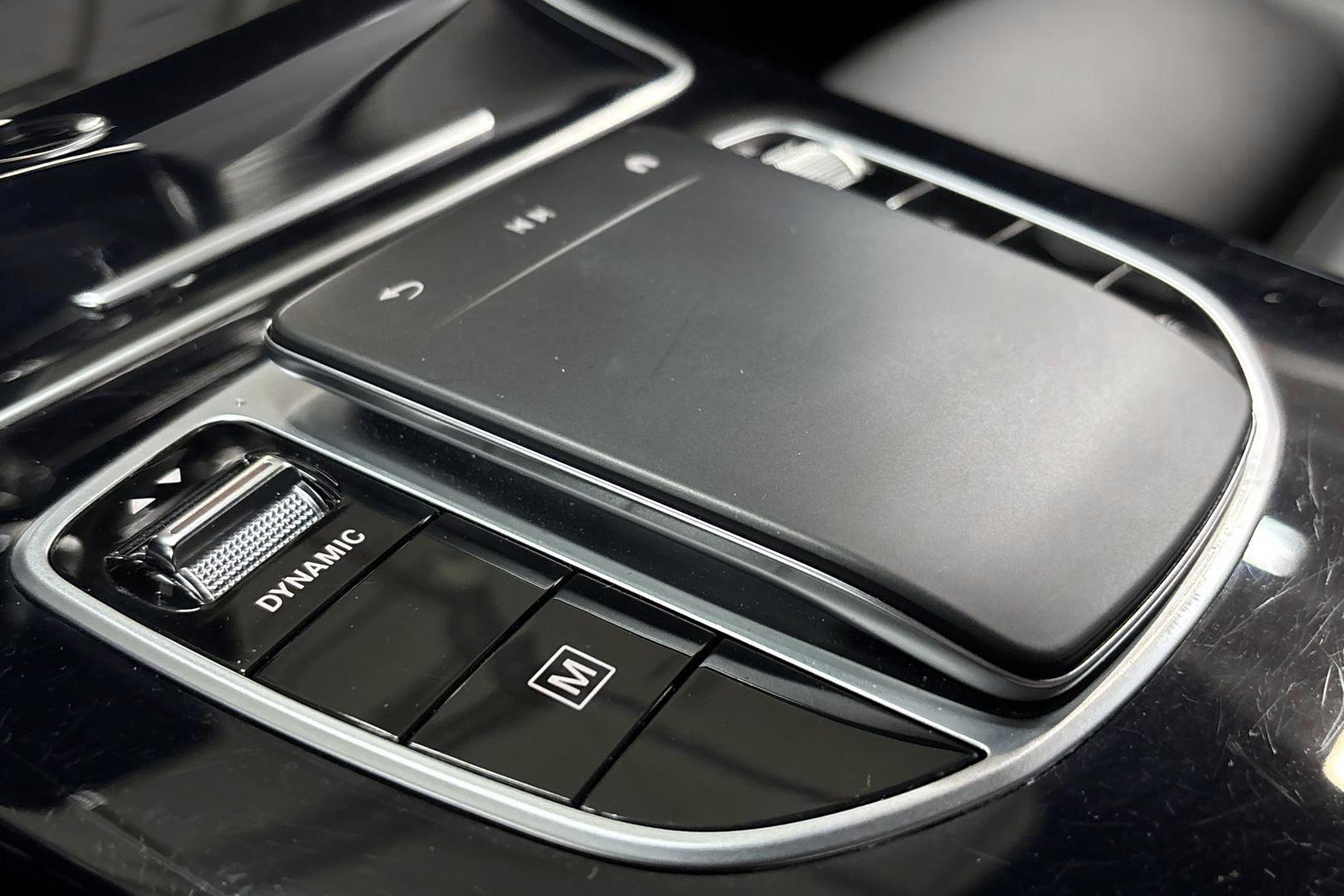 MERCEDES-BENZ GLC 2020