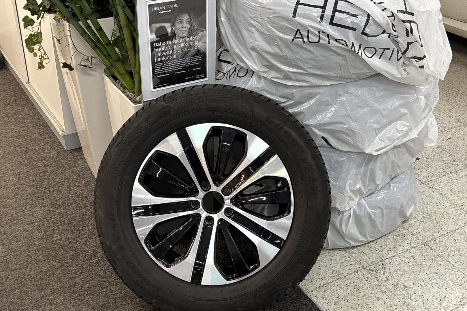 MERCEDES-BENZ GLC 2020