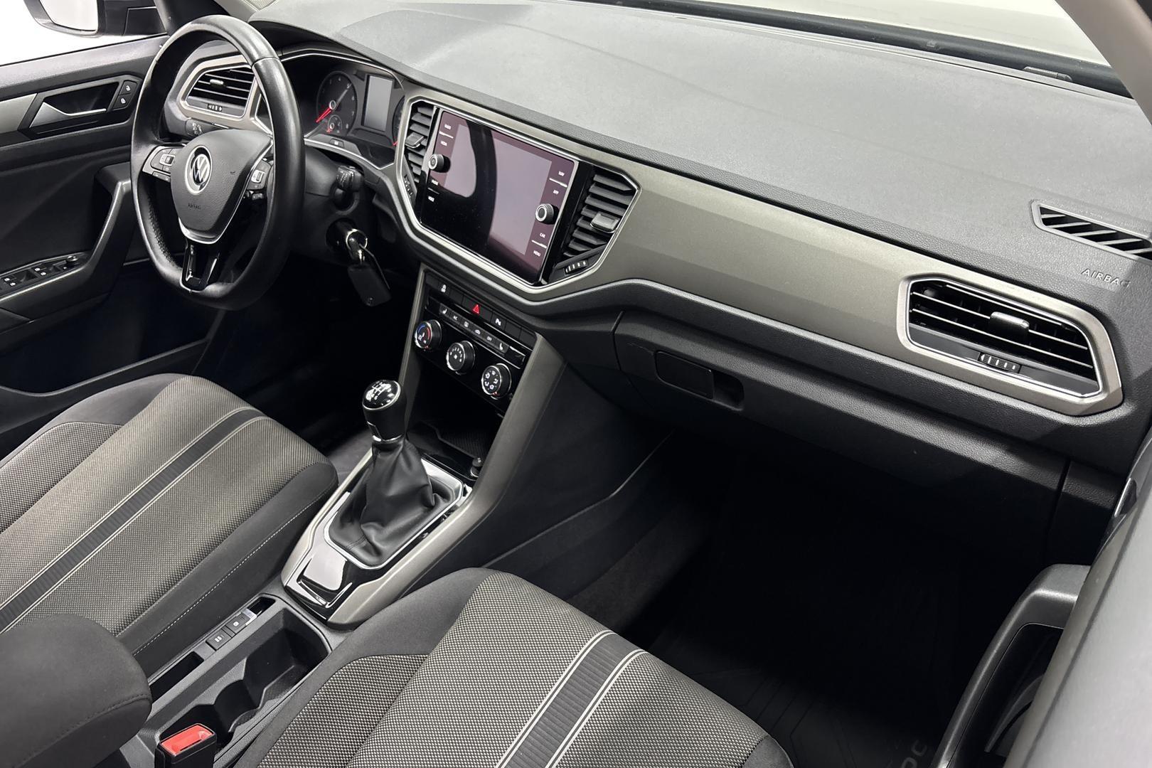 VOLKSWAGEN T-Roc 2021